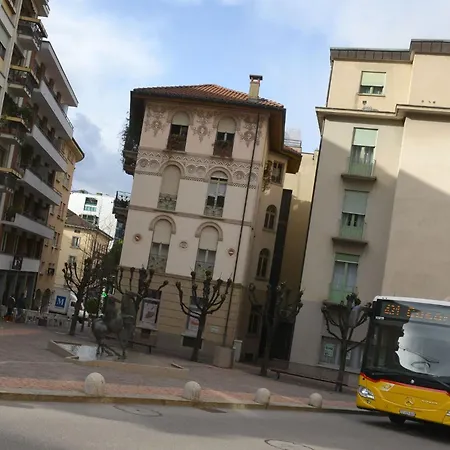 Bright Stunning In Front Of Lugano *